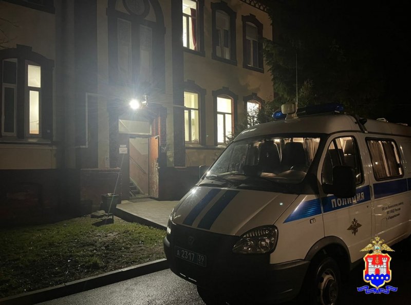 Полицейские пришли на помощь пенсионерке из Полесска, которая упала и сломала ногу